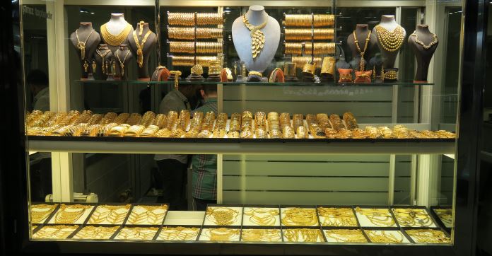 Schmuck und Gold Laden, Auslage.