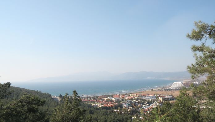 Der Strand von Selcuk mit dem Hotel, im Norden von Kusadasi.