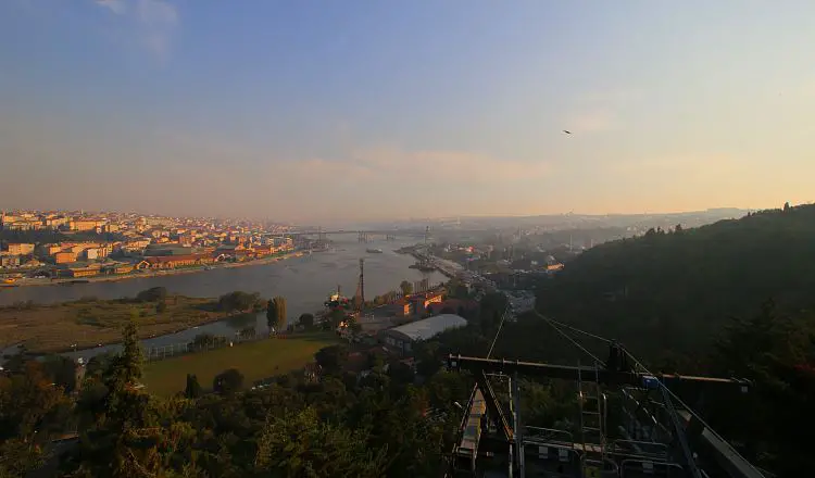 Seilbahn auf den Pierre Loti Hügel und das Goldene Horn