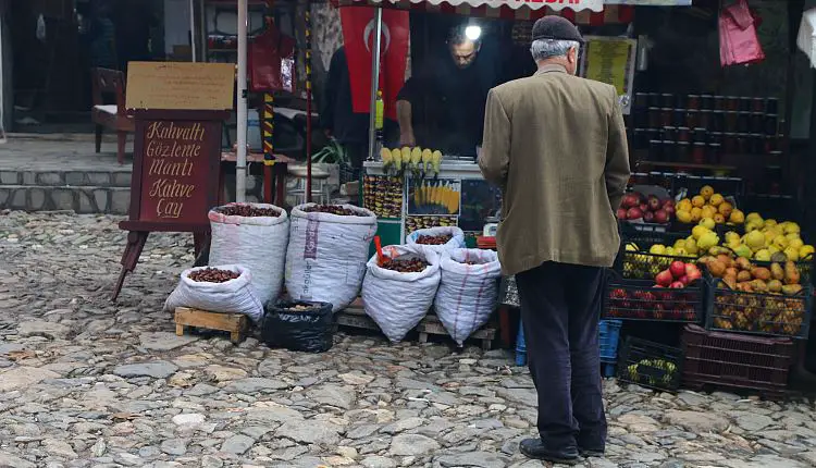 Gözleme und Kaffee Stand 