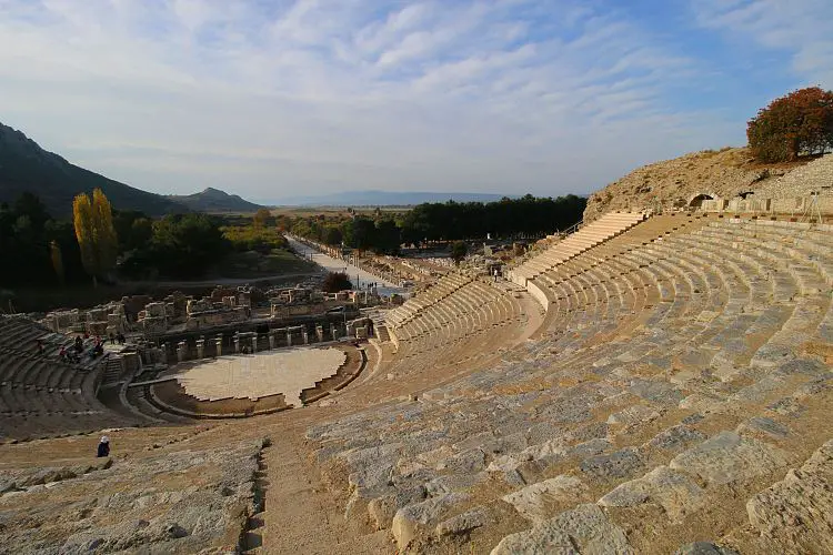 Blick vom Römischen Theater auf Ephesus