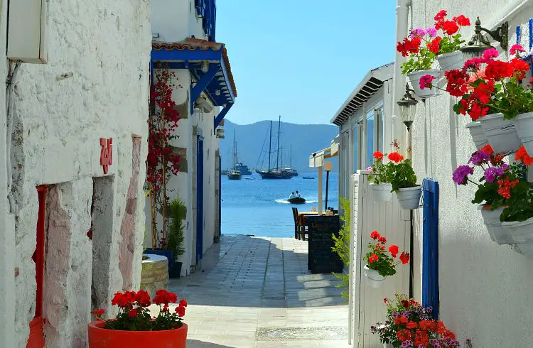 Gassen in der Altstadt von Bodrum, Türkei