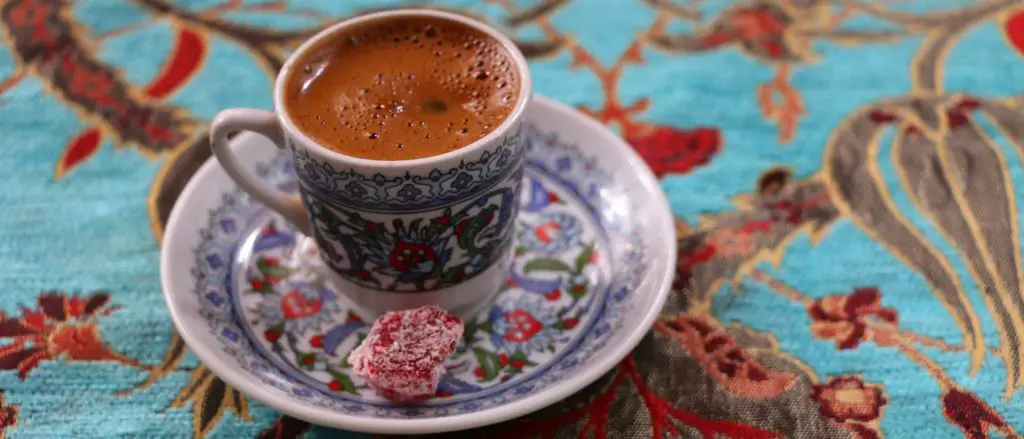 12 türkische Getränke, die Du zumindest einmal probieren musst!