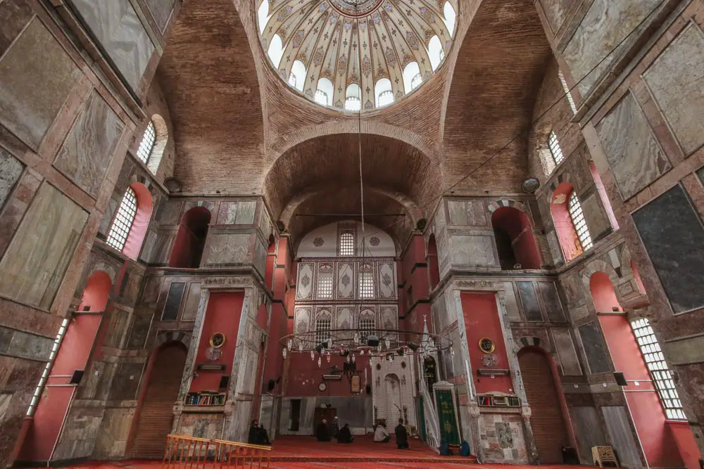 Das Innere der ursprünglich byzantinischen Kalenderhane Moschee (Theotokos Kyriotissa Kirche)