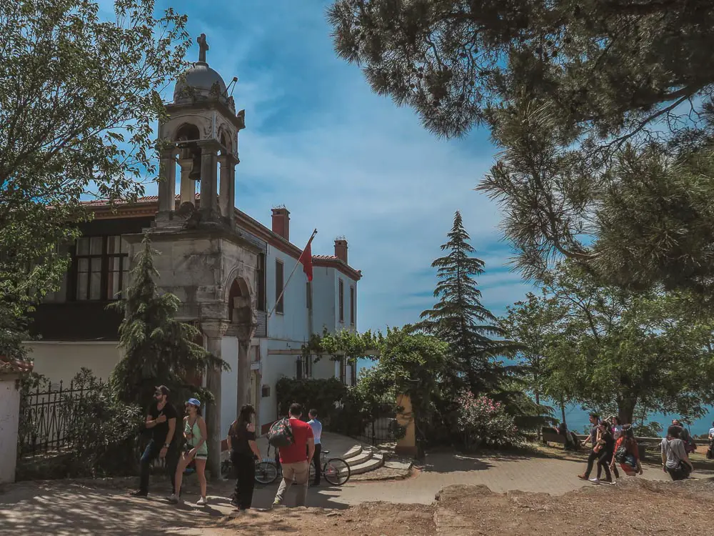 Eingang der Orthodoxen Kirche auf der Insel Büyükada