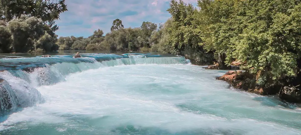 Der 3m hohe Manavgat Wasserfall