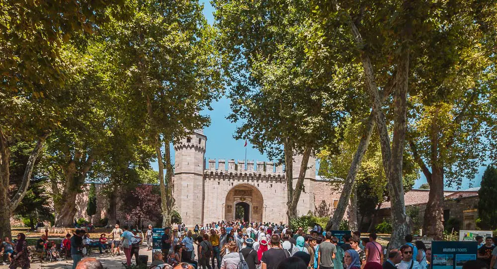 Tor zum Topkapi Palast in Istanbul